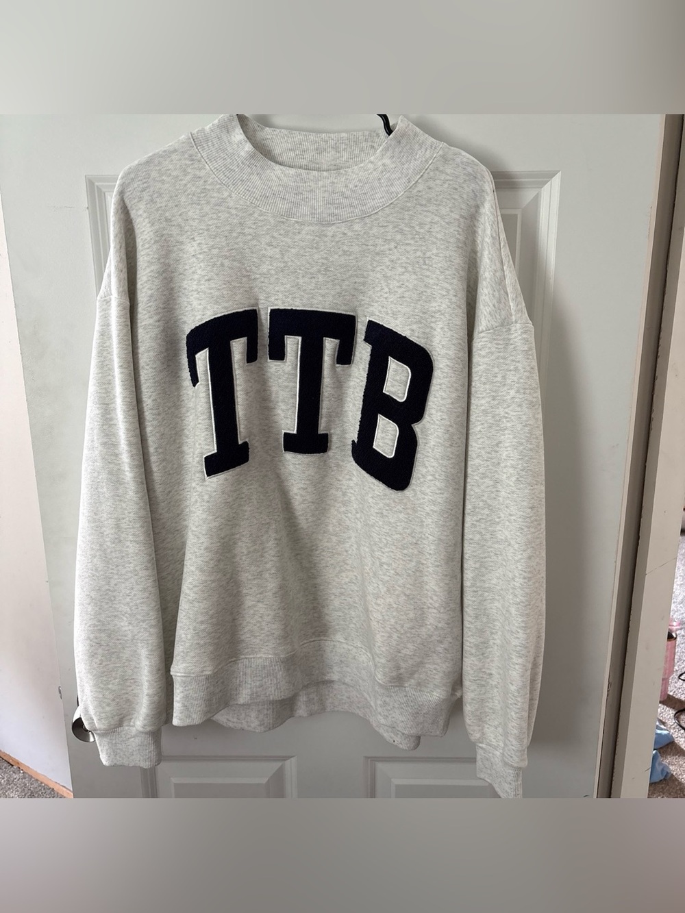 TTB Appliqué Mockneck Sweater - Light Gray